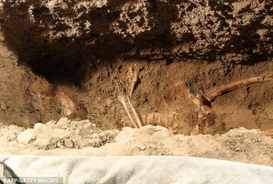 Археолози мислят, че са открили скелетът на мистериозната Мона Лиза