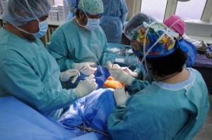 Жена почина, но дари живот на двама пациенти със своите органи