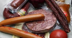 20 от 100 проби на колбаси са отчели наличие на отровното конско месо!
