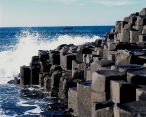 Пътят на великаните влиза във водите на морето velikan 2