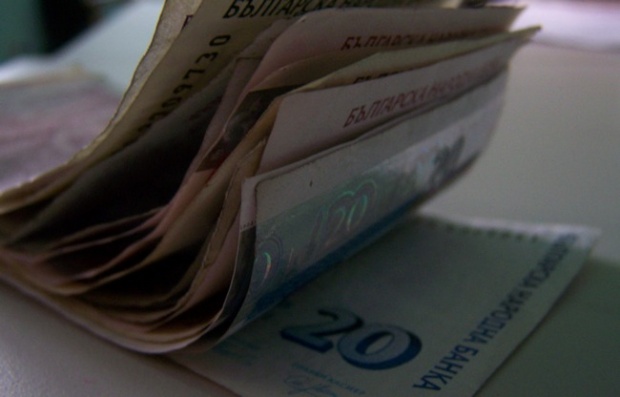 измама роднии на Астор