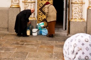 ЧУДОТО на Светената вода