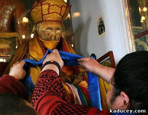 Какво е посланието на Хамбо лама Итигелов?