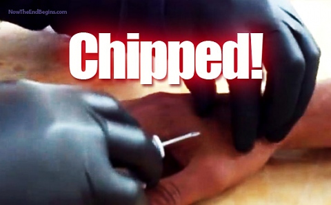 Чипиране на хора
