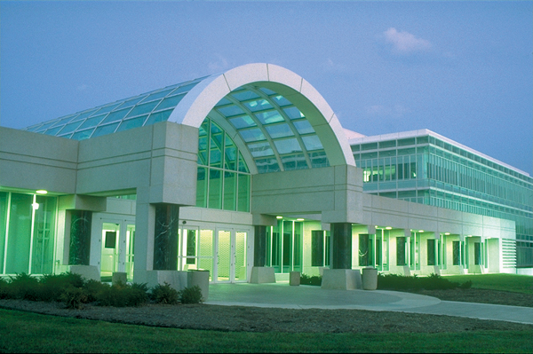 Разкрития срещу ЦРУ - тяхна сграда в щата Вирджиния