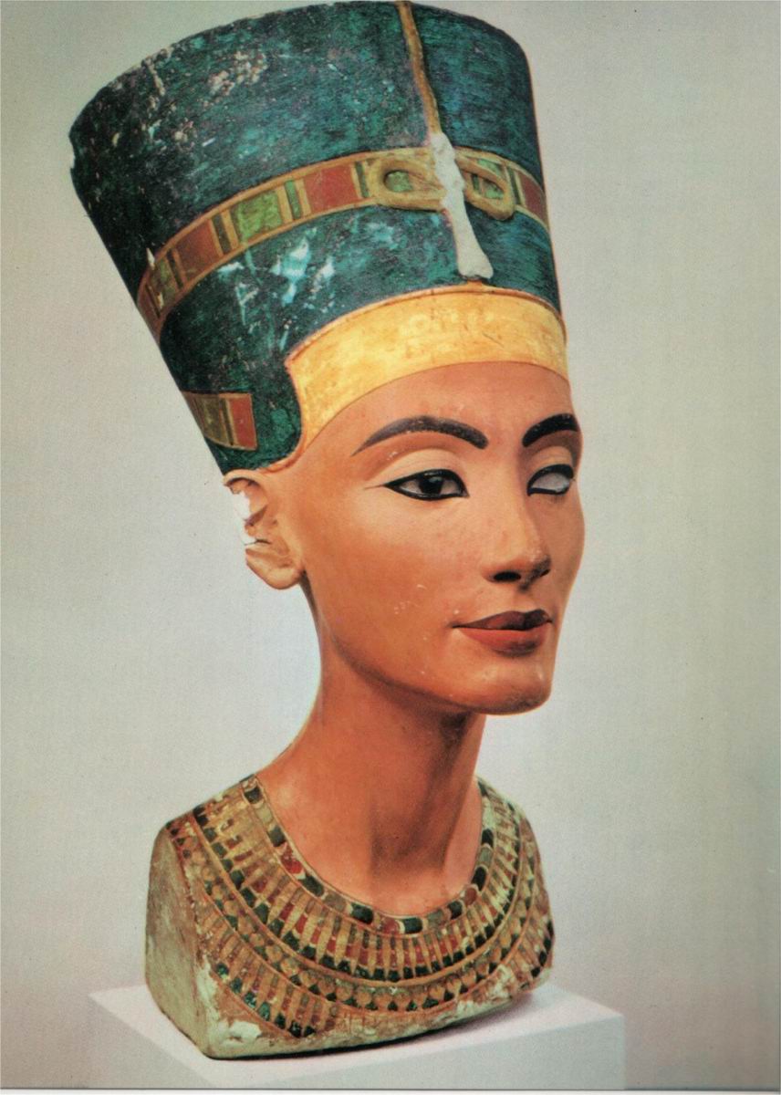 Nefertiti buste original 4