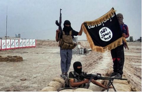 Терористите от Ислямска държава са превзели ключова военно-въздушна правителствена база в Сирия
