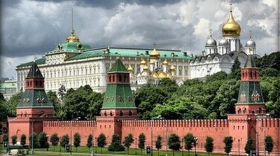 В Русия е приет на 20 юли е приет пакет антитерористични закони широко известен като ”пакет Яровой”.