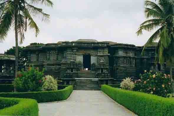 Интересният храм Hoysaleswara в Индия е построен през 12 век